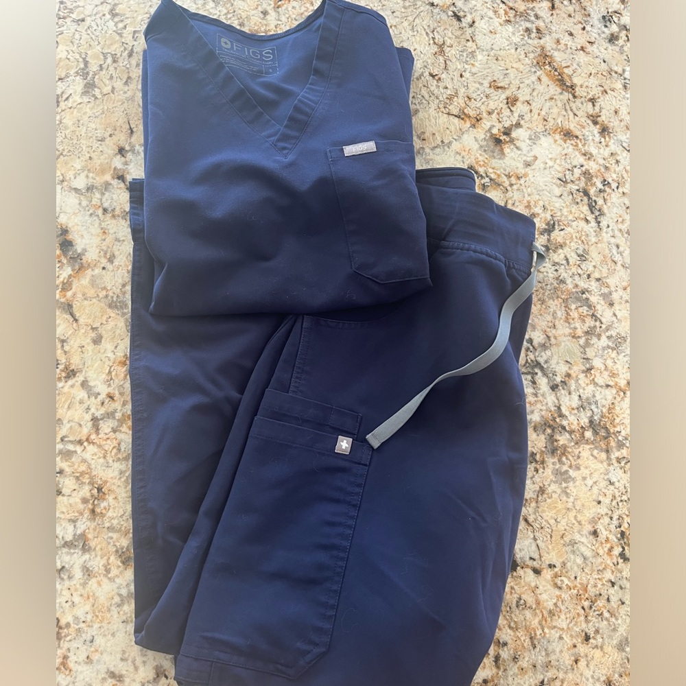 Navy figs set